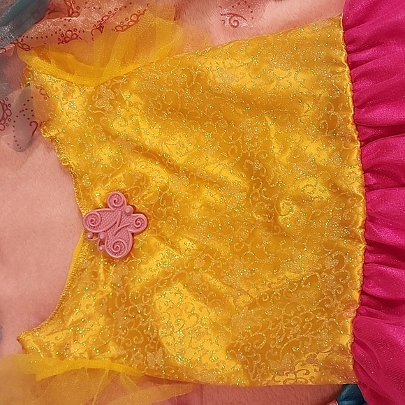 Fancy Nancy Dress-Up Set - Picture 3 of 10